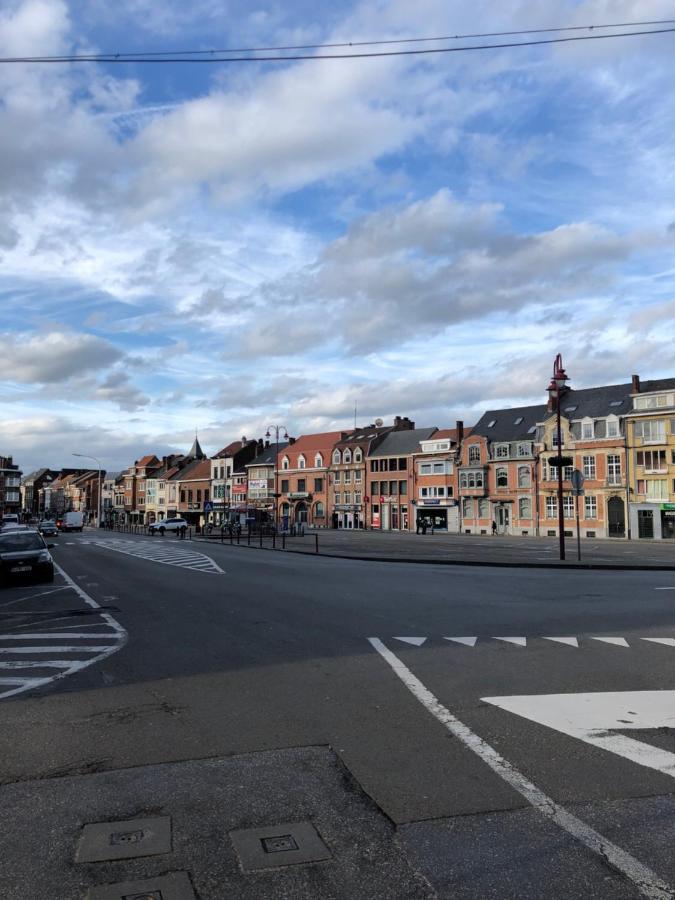 At-Pacific-Hotel Wavre Esterno foto